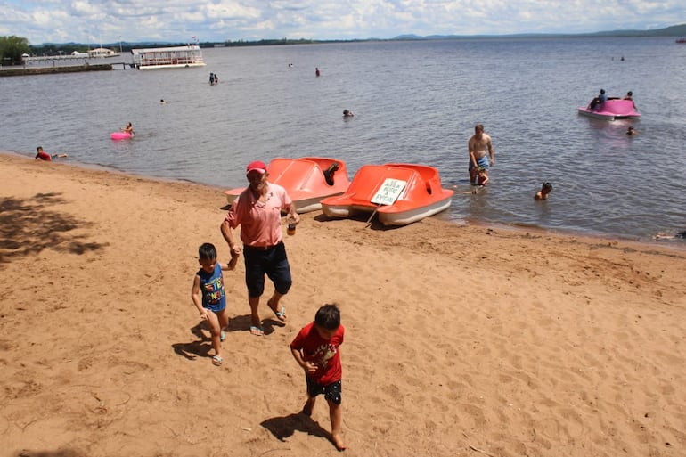 /pf/resources/images/abc-placeholder.png?d=2395