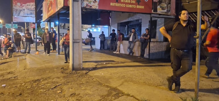 Pasajeros esta mañana en la ruta PY09