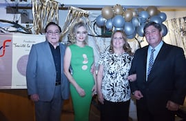 Luis Evaly, Nannina Galluppi, Sandra Estaque y Enrique Estaque.