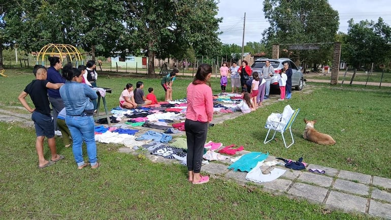 Crecida del Tebicuary golpea a oleros de Villa Florida y despierta solidaridad