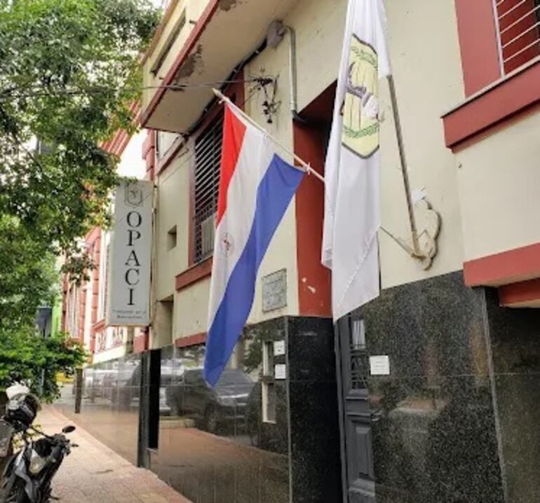 Fachada de la OPACI.