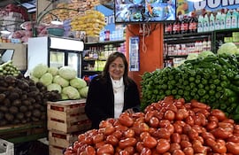 Blanca Aveiro, gerente general de la empresa, destaca el trabajo de Abasto Norte en oportunidades generadas para la comunidad.