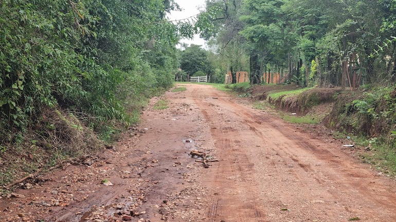 Hasta la fecha, algunas autoridades municipales no cuentan con información sobre el inicio de obras del “Plan 1000”, mientras que los caminos de algunos barrios están en muy malas condiciones.