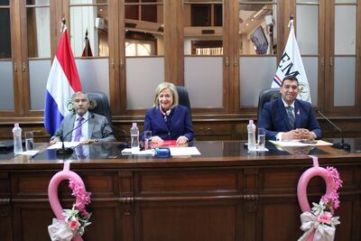 Los miembros del JEM que sesionaron en forma presencial: el ministro de la Corte Suprema de Justicia Manuel Ramírez Candia, la vicepresidenta 1° Alicia Pucheta y el diputado Diego Candia.