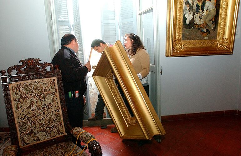 Robo de cuadros del Museo de Bellas Artes en julio de 2002. Foto: Antonio León.