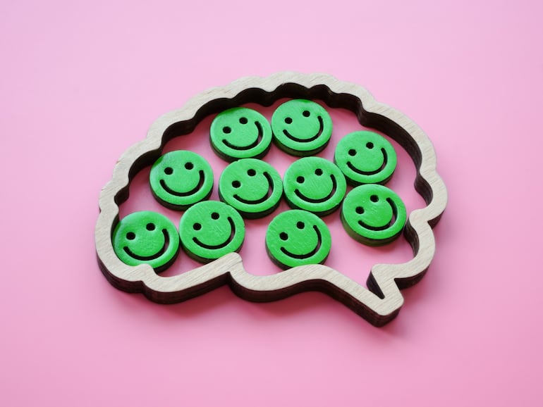 Concepto de cerebro feliz.
