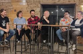 Integrantes de Gaia durante la conferencia de prensa, donde ofrecieron detalles sobre el lanzamiento de "Aves y Peces" remasterizado y el show que darán.
