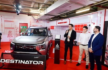 La Mitsubishi Destinator fue presentada oficialmente en Paraguay por Nipon Automotor y SANTA ROSA, durante la Expo CADAM Motor Show 2026