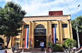 Emplazan a intendente de Paraguarí, Marcelo Simbrón (ANR-HC)para que remita informe al Juzgado de Primera Intancia en lo Laboral.