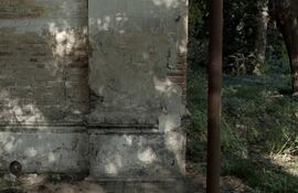 "Se logra ubicar una esquina de los viejos pabellones que podría corresponder al lugar donde ella posó desnuda y enferma una fría mañana de mayo de 1907..."