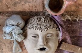 El Ñai’ũpo, artesanía ancestral de la cerámica practicada en Itá, Tobatí y Yaguarón, fue declarado por la UNESCO en la Lista del Patrimonio Cultural Inmaterial que requiere Medidas Urgentes de Salvaguardia