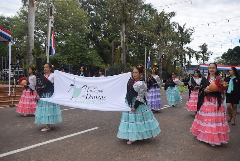 La Escuela de Danza Municipal rendirá homenaje a las madres esta noche en Carapeguá.