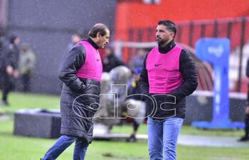 La dupla, Ramón y Emiliano Díaz, en el duelo frente al General Caballero de Juan León Mallorquín.