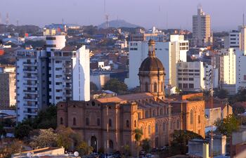 La ciudad de Asunción está erigida sobre siete colinas, lo que se contará en una charla que se realizará este lunes.