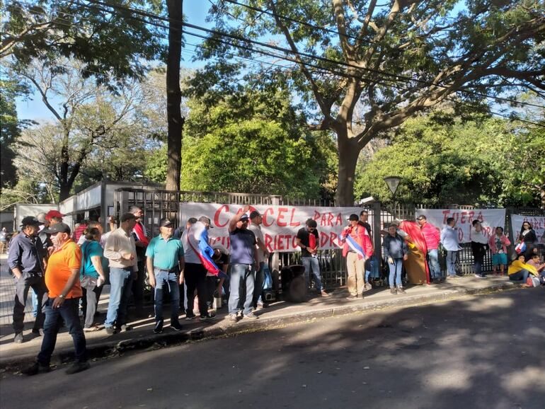 Manifestación de esteños apoyando proceso a Miguel Prieto.