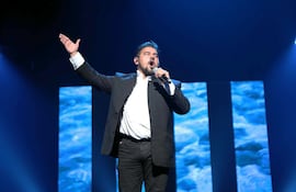 A través de sus cuentas de Facebook y YouTube, el tenor Francesco ofrecerá este concierto para ayudar al comedor “Misionero Róga”.