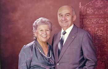 Doña Rosa Cárdenas y Don Carlos Martínez fueron los creadores de Alberdin, que hoy es parte de la cultura gastronómica nacional en expansión.