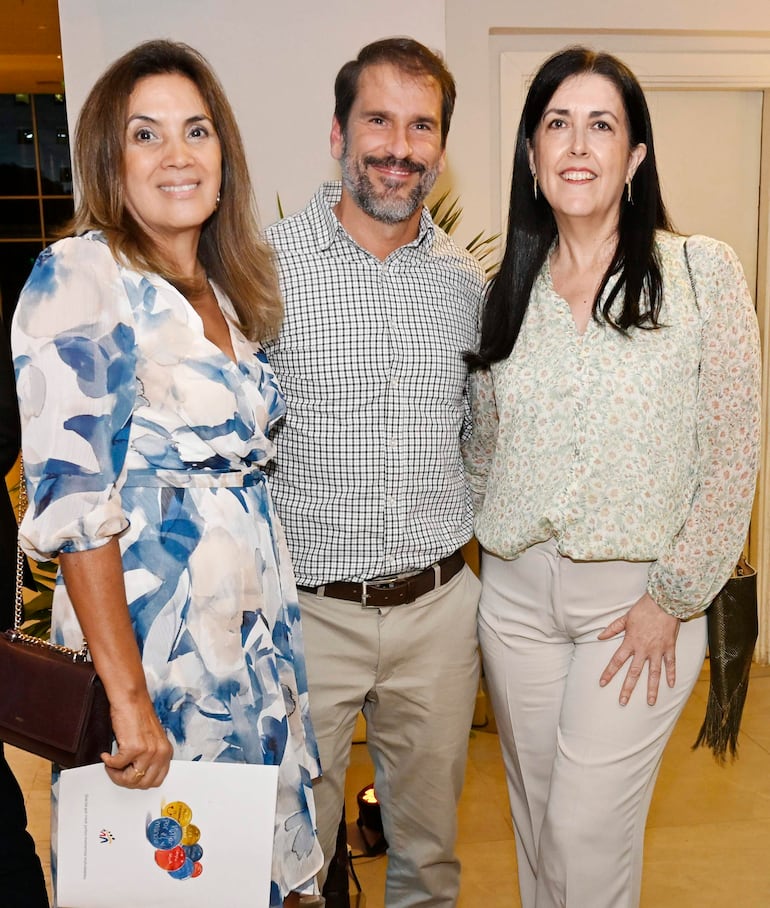 Brindis del Banco Familiar