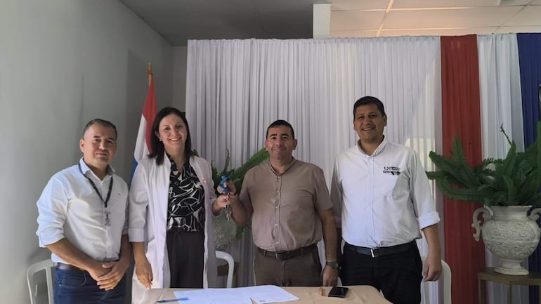 Lima entrega obras para fortalecer los servicios de salud y aguarda equipamiento y personal