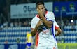 Hugo Adrián Benítez, futbolista de Nacional, celebra un gol en el partido frente a Sportivo Luqueño por la segunda fecha del torneo Apertura 2026 de la Primera División de Paraguay en el estadio Luis Salinas, en Itauguá, Paraguay.