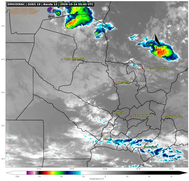 Mapa satelital de Paraguay con registros de nubosidad y temperaturas, destacando localidades como Asunción y Encarnación.