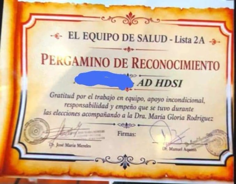 Pergamino de reconocimiento al Equipo de Salud, con nombres de responsables y mención a la Dra. María Gloria Rodríguez.