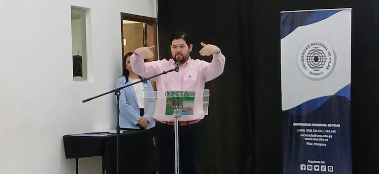 Jorge Ortega, representante de la Secretaría Nacional de Turismo (Senatur), durante el acto.