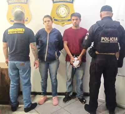 Karín Dias Belo (29) y Reinaldo Juárez Gomes (36) estaban en territorio paraguayo al margen de las leyes migratorias, por lo que fueron expulsados.