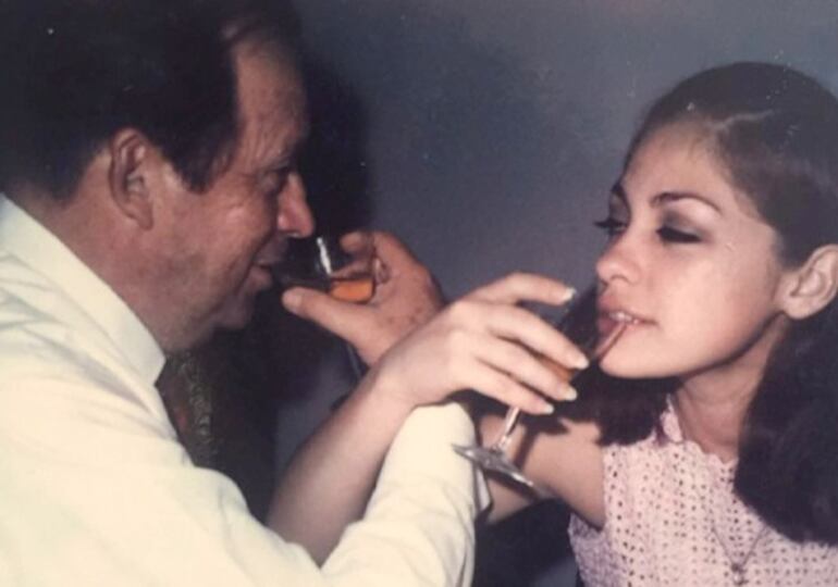 Stroessner con Michele Fleitas.