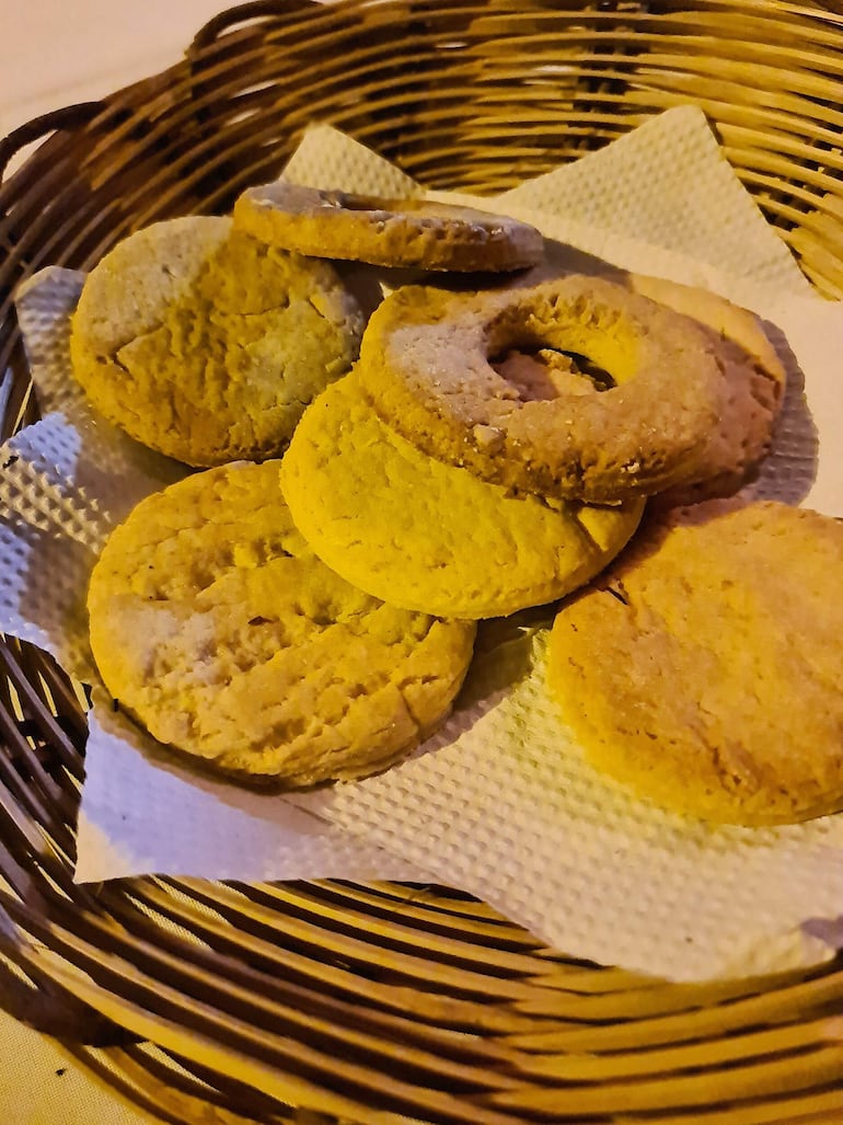 Jaroset. Postre de mezcla de frutas picadas.