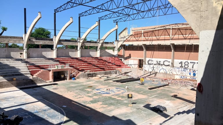 Las obras en el Colegio Nacional de la Capital (CNC) “Gral. Bernardino Caballero” tiene un 55% de avance.