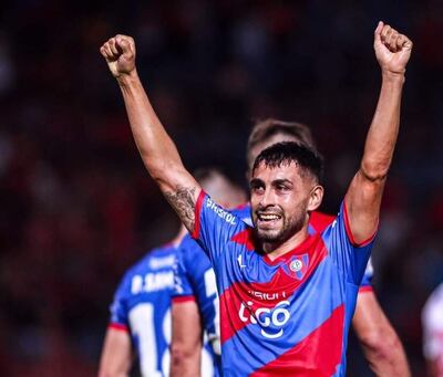 Federico Gastón Carrizo (17/05/91), uno de los principales referentes azulgranas, se encuentra en trámites de nacionalización.