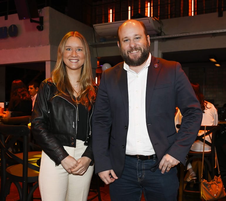 Alejandra Núñez y Santiago Fiorio.