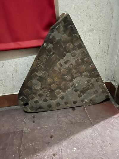 Policía detuvo a presuntos ladrones de una tapa de Essap en San Lorenzo