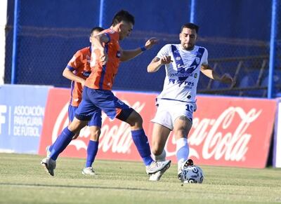 Abel Paredes se quiere escapar para intentar una llegada de Ameliano