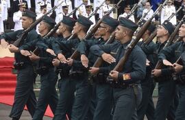 La Defensoría del Pueblo quiere que se cumpla la ley para que los que no hacen el Servicio Militar Obligatorio, paguen o brinden servicio civil.