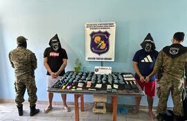 Estas dos personas fueron detenidas tras un allanamiento en San Lorenzo.