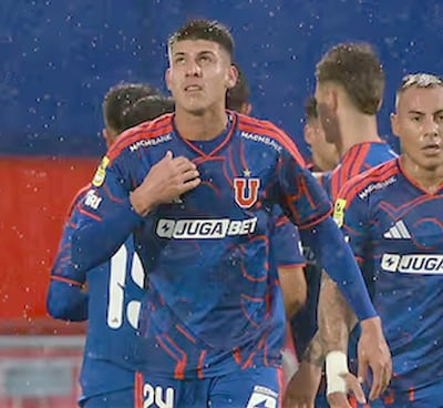 Lucas Ramón Romero (23 años) marcó un golazo desde fuera del área para la Universidad de Chile.