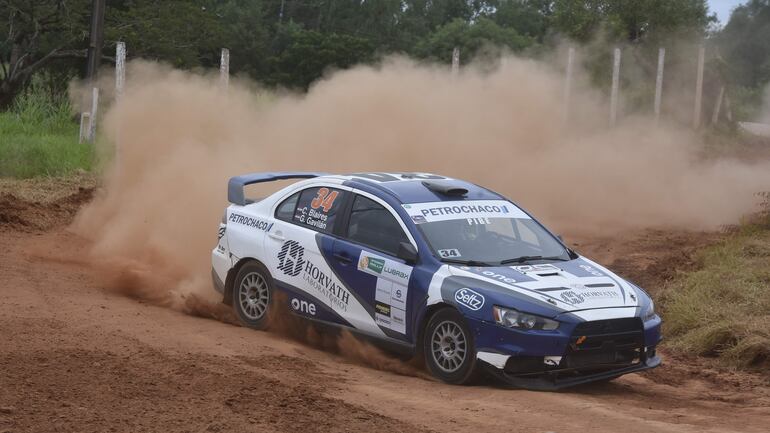Cristóbal Blaires y Ramón Gavilán (Mitsubishi Lancer Evo X) ganaron la clase RC2N.

