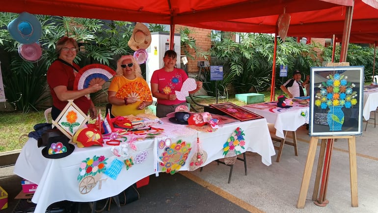 Con exposiciones de ñandutíes inició el festejo a la joya de Itauguá
