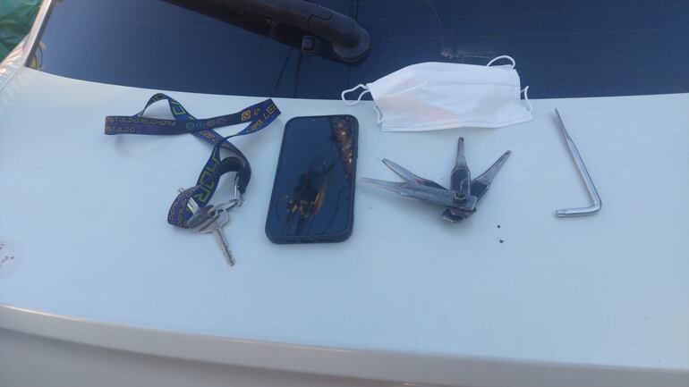 Evidencias incautadas durante el procedimiento.