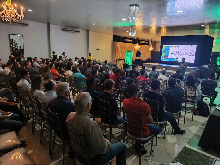 El Fungi Tour de BASF recorrió un total de cinco ciudades del interior del país, y donde se habló del uso correcto de fungicidas.