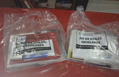 Útiles escolares proveídos por el Estado.