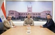 Fretes, Peña y León en una mesa, reunidos en Mburuvicha Róga