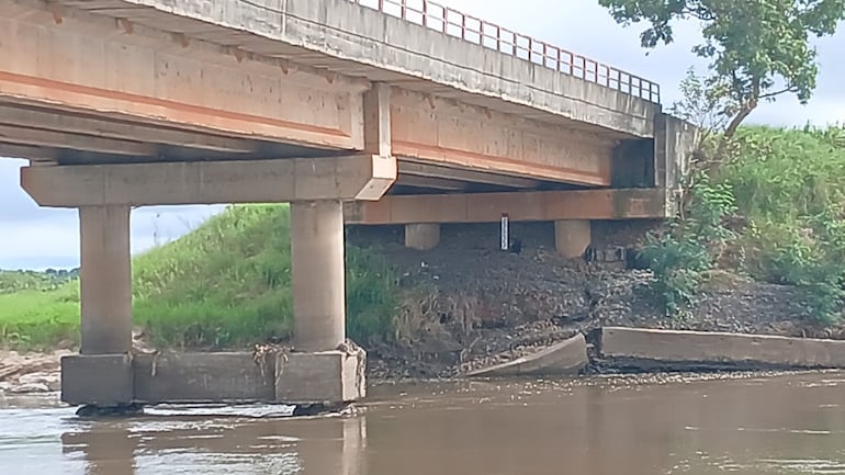 El intendente de San Pablo, Jorge Codas (PLRA), reiteró el pedido de intervención urgente para evitar daños mayores en el puente