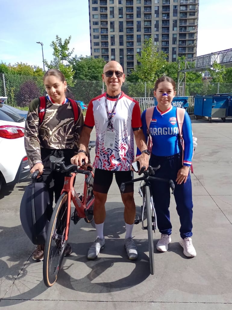 Cecilia Fernández y Alice Hahn en el Mundial de Ciclismo en Canadá.