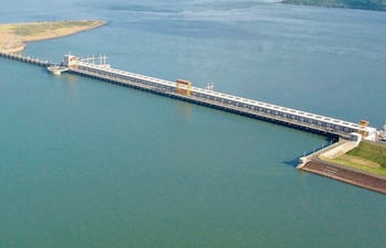 La EBY no solo obstaculiza el acceso a la información técnica de la hidroeléctrica, también a la relacionada con la administración del personal.