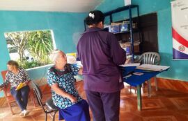 Centro de Salud funciona en casa particular ante obras abandonadas de USF.