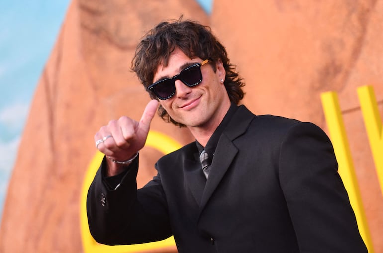 ¡Seductor! El actor australiano Jacob Elordi en la premier de Euphoria en Hollywood, California. (Chris Delmas / AFP)