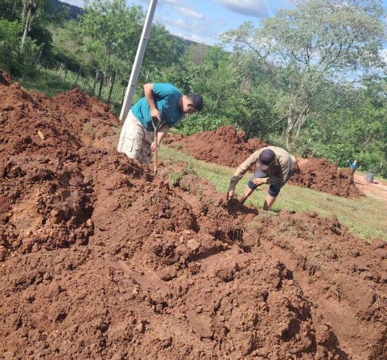 Se están intensificando los trabajos para regularizar el servicio en el casco urbano.